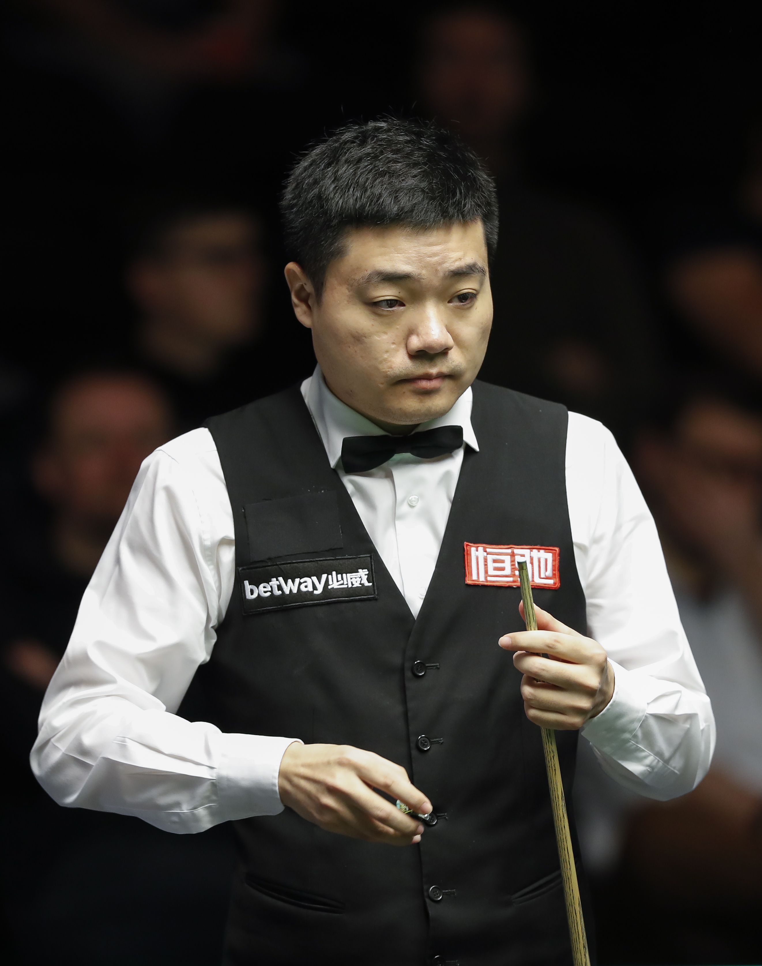 奖杯不仅是 奖杯不仅是