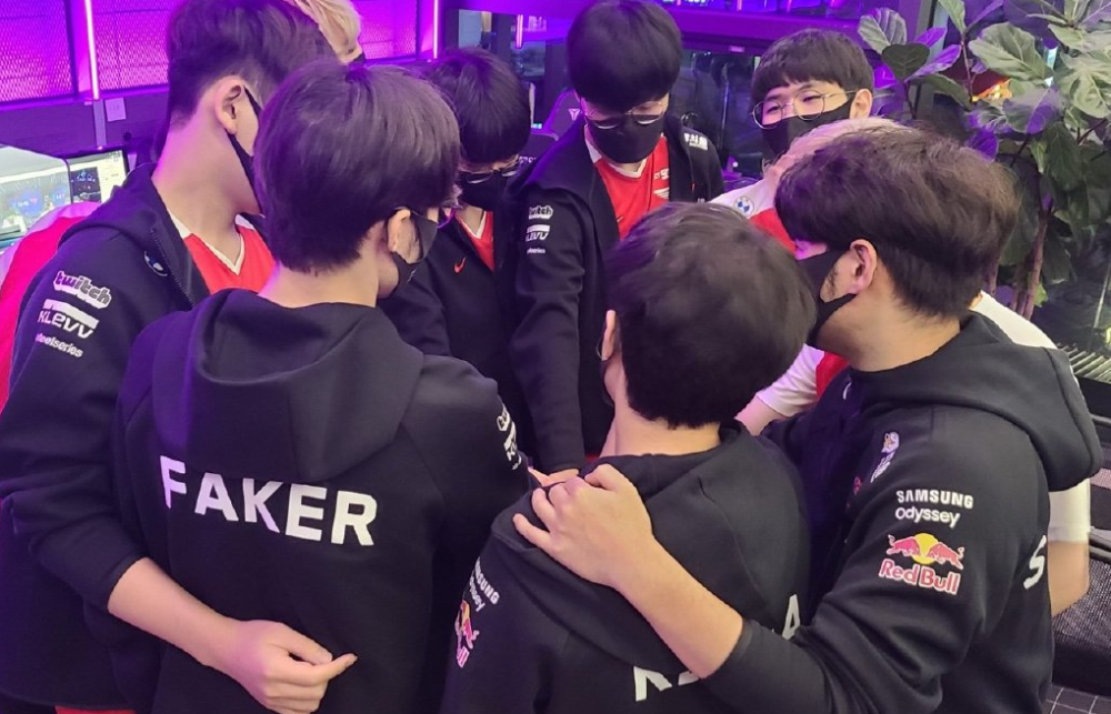 约事件背后 约事件背后