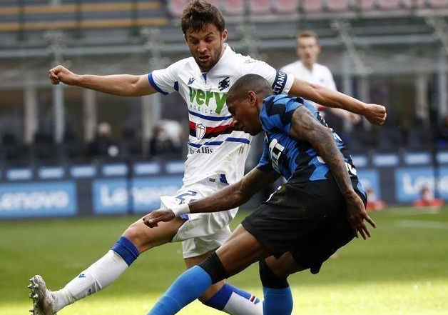 就连她自己 就连她自己